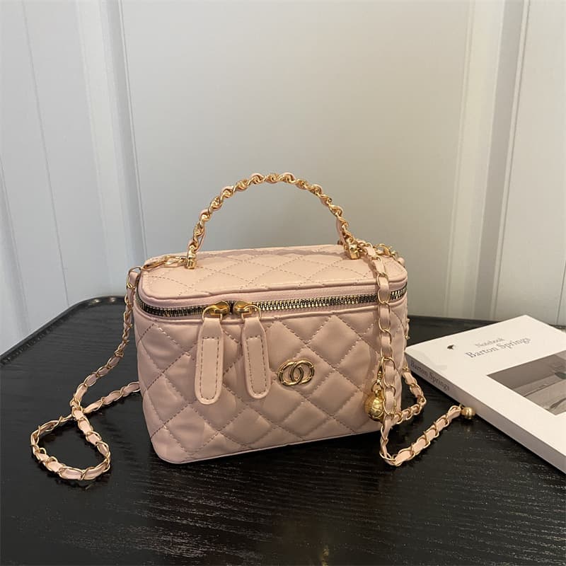2026 New Korean-style Chanel-inspired Diamond Quilted Chain Bag Cross-border Versatile Fashion Box Bag Gold Ball Shoulder Crossbody Bag