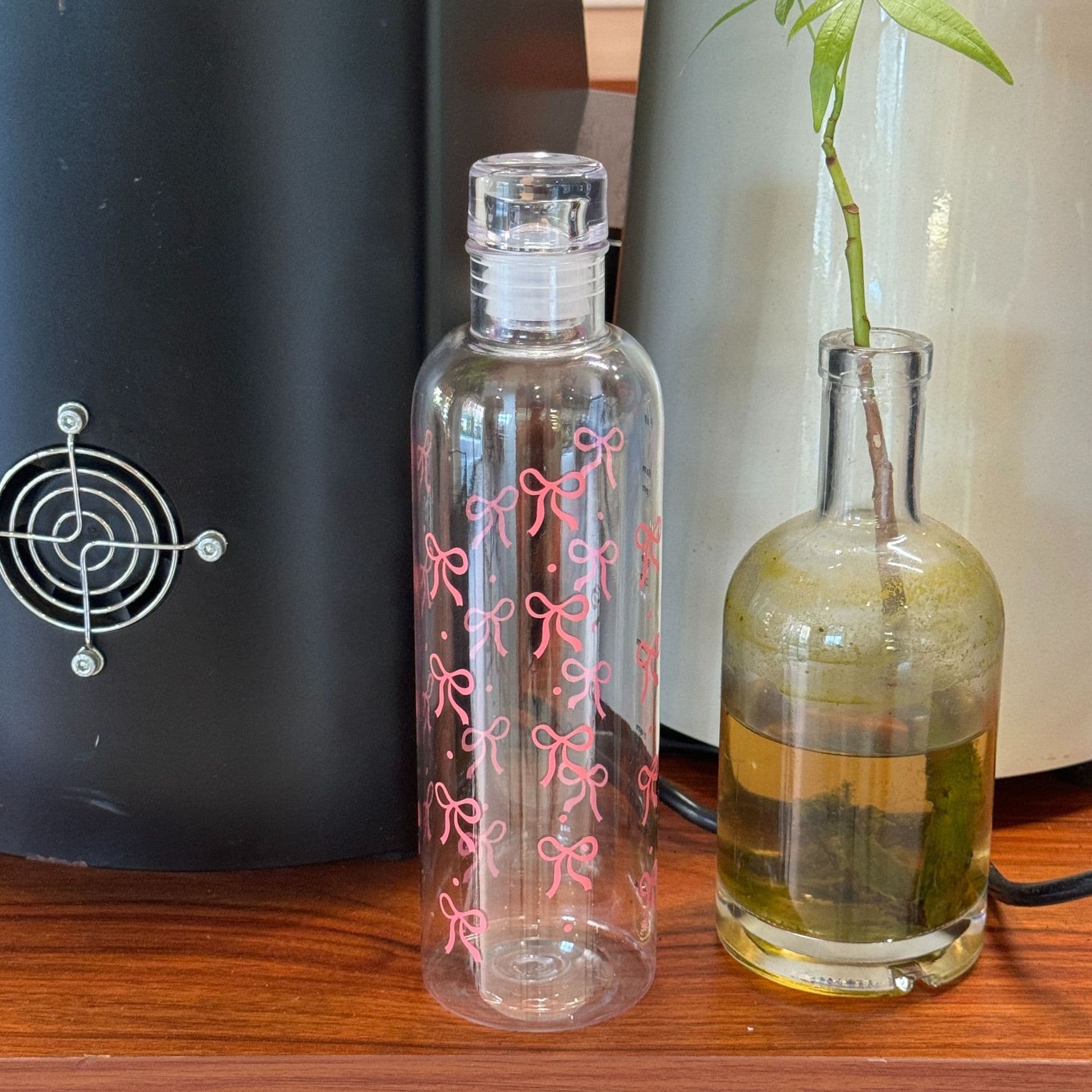 Bow Original Niche Design Portable Cup Heat-Resistant Large Capacity Plastic Cup High Aesthetic Graduated Water Cup