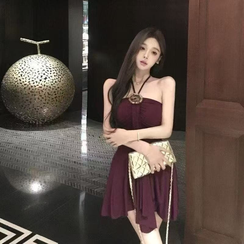 Purple heavy-duty halter neck strap tube top dress for women summer French ladylike temperament pleated waist slimming skirt