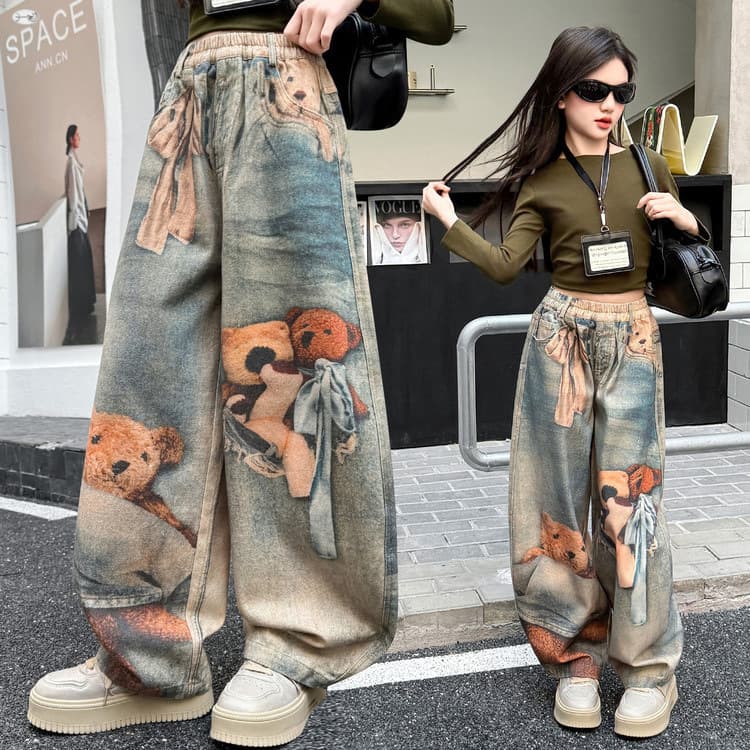 Girls American Style Bear Jeans 2026 Children Short Jeans Girls Loose Pants Spring Summer