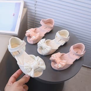 Korean Style Girls Butterfly Rhinestone Sandals Soft Sole Anti-Slip Open Toe Breathable Children Summer Shoes Peep Toe Half Sandals