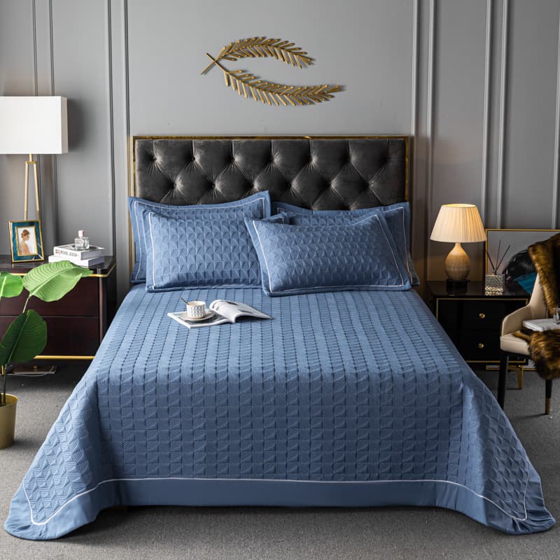 Pinsonic Quilted Padded European Style Blanket, Cross-Border Amazon Bedspread Three-Piece Set
