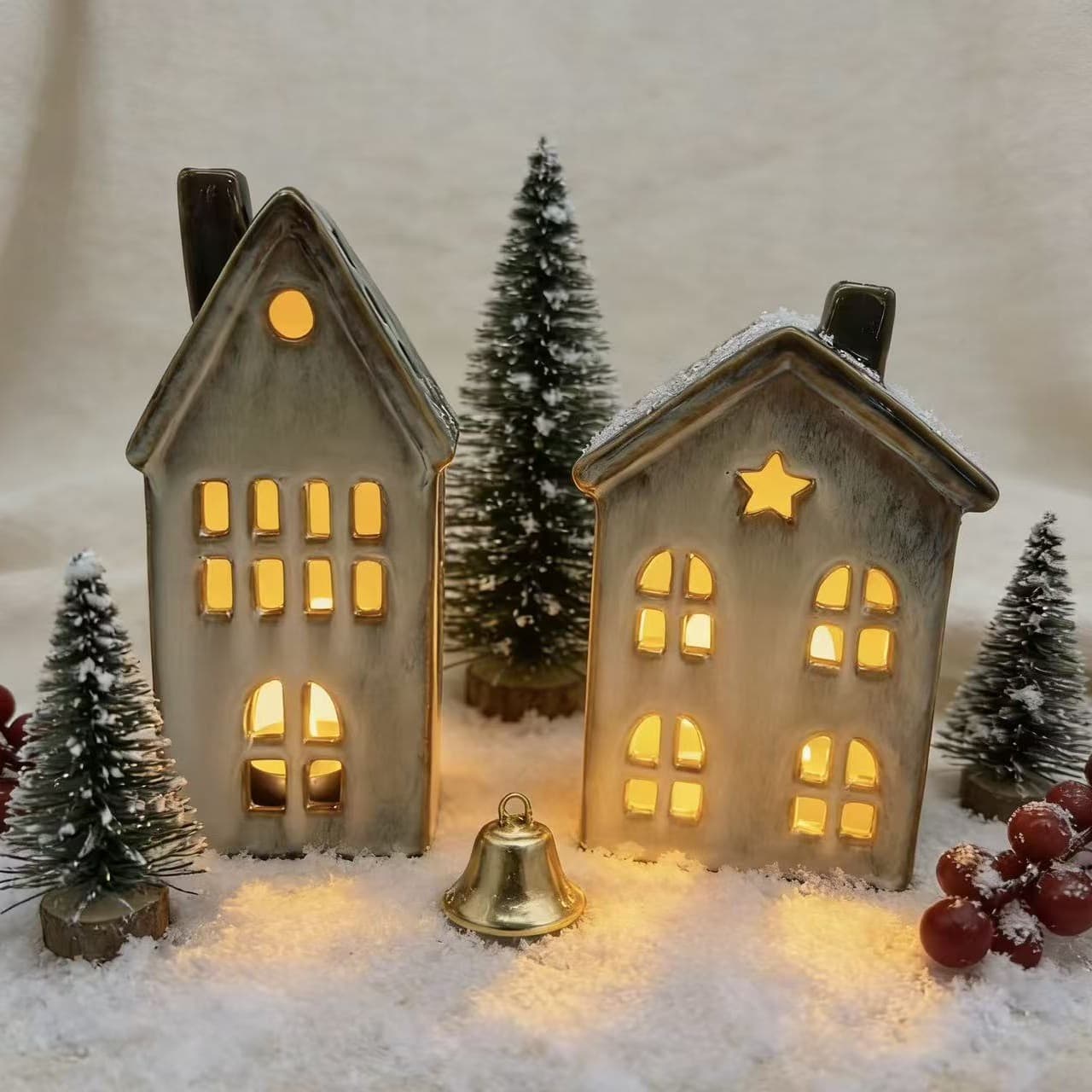 European-Style Christmas House Tealight Ceramic Ornaments Home Candlestick Crafts Festive Atmosphere Desktop Decoration Utensils