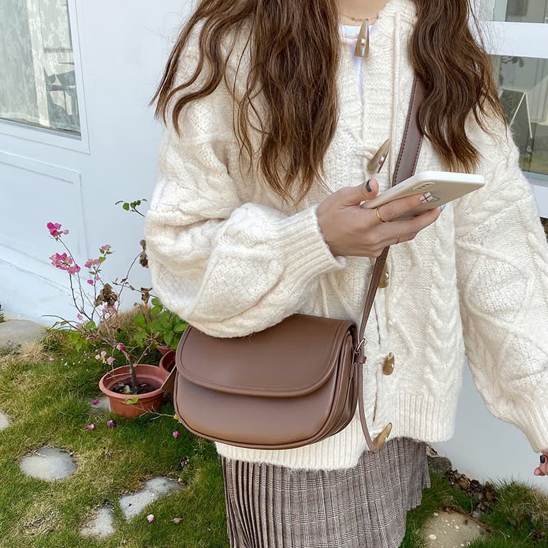 Korean Semi-Circle Saddle Bag Women 2024 Autumn Winter New Ins Simple Retro Elegant Versatile Shoulder Crossbody Bag