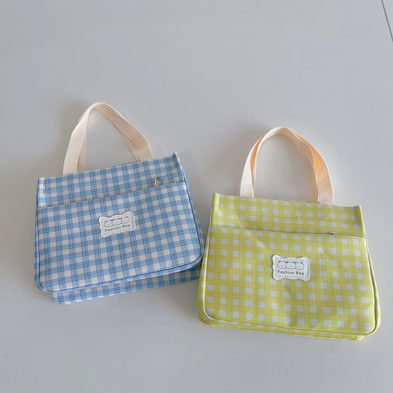Korean style plaid portable lunch bag, simple and fashionable children's parent-child one-shoulder plaid small bag, concave shape baby bag