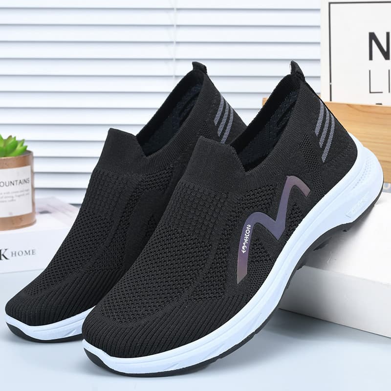 Men's Casual Shoes Spring Autumn New Style Old Beijing Cloth Shoes Soft Sole Slip-On Men's Shoes Fashion Lightweight Non-Fatigue Walking Shoes