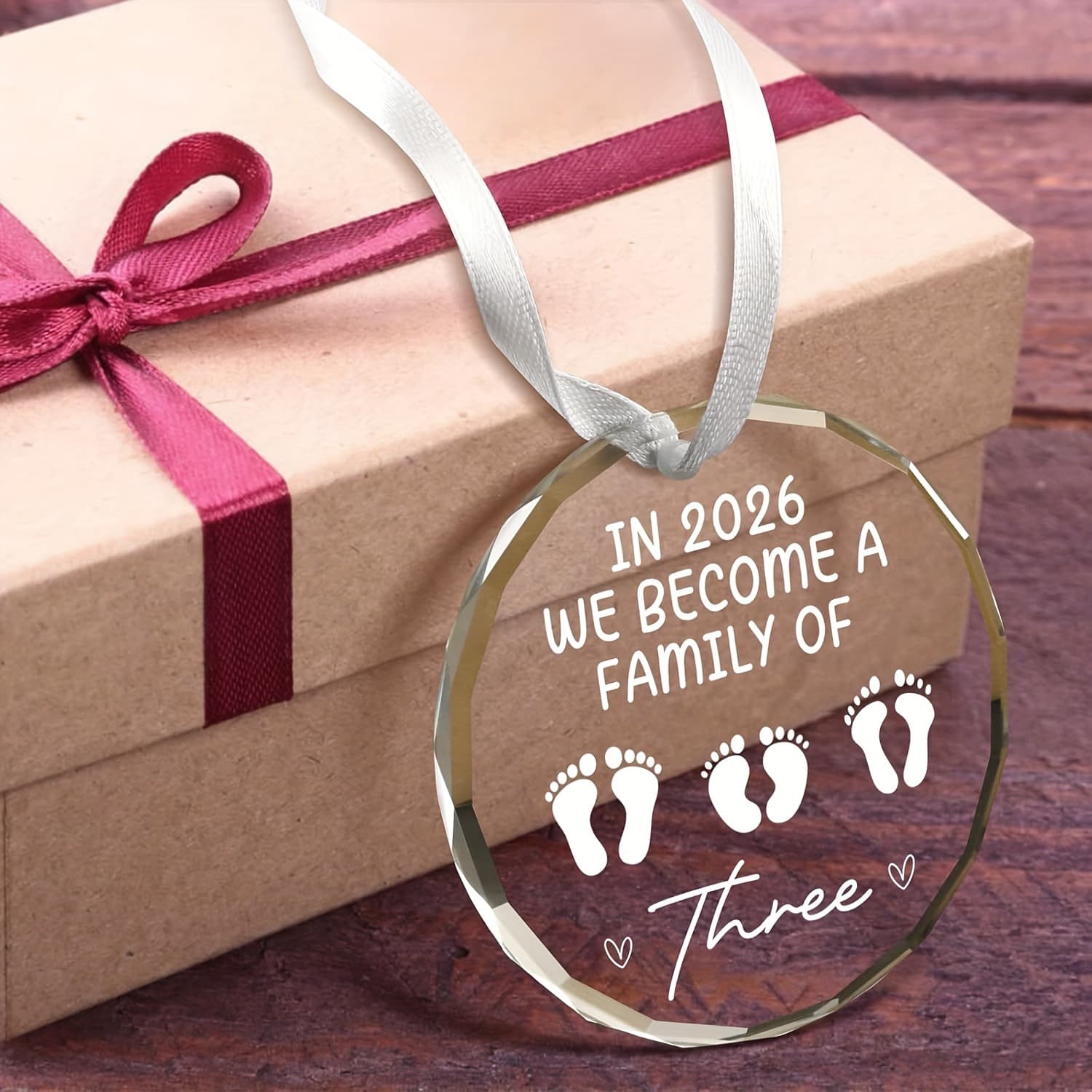 New cross-border product: White acrylic round Christmas tree ornament decoration, Christmas and Thanksgiving gift.