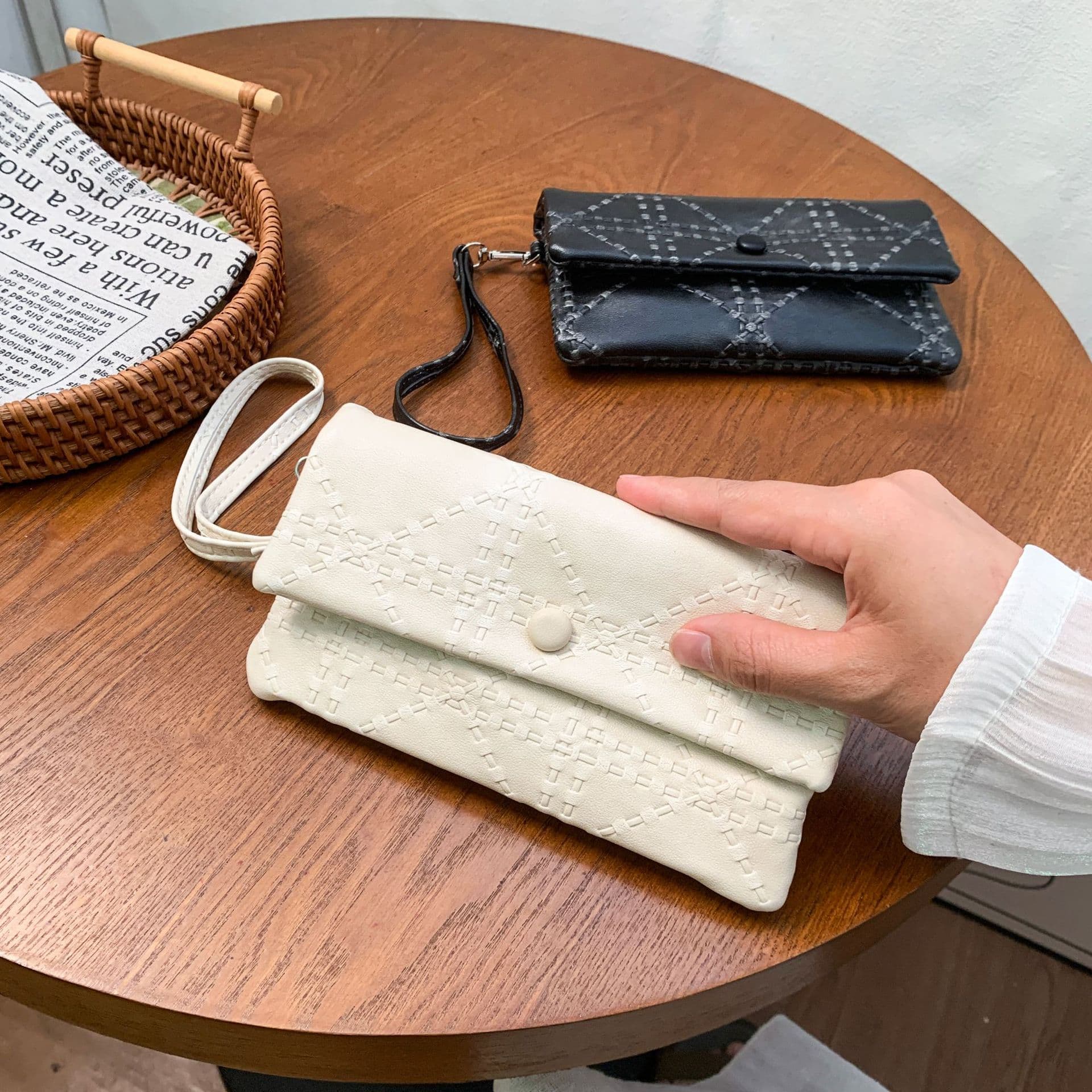 2026 new women's wallet women's high-end long wallet student female card holder ins wallet change wholesale