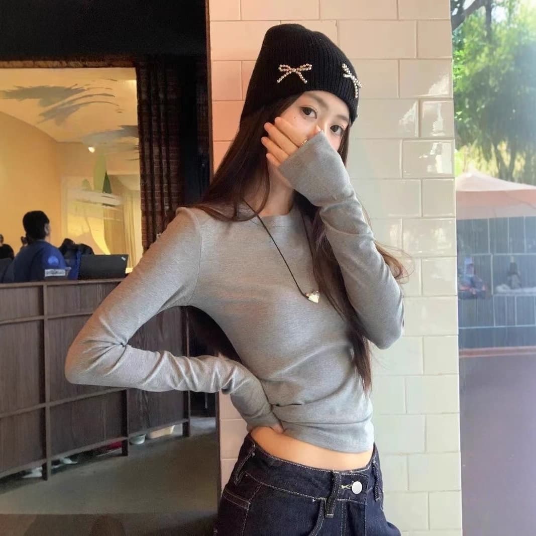 Slim Fit Long Sleeve Basic Style Women's T-shirt Trendy Korean Version Hot Girl Base Layer Top for Autumn Season