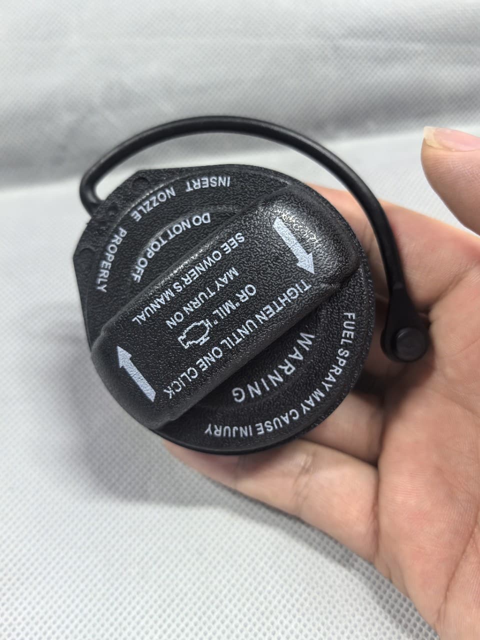 Suitable for Volkswagen Audi Car Fuel Tank Cap Fuel Filler Cap 8K0201550 5Q0201550 5Q0201550J