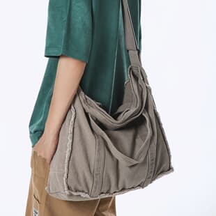 Japanese Vintage Shoulder Bag Women's Large Capacity Tote Bag Versatile Canvas Bag Handbag Student Class Bag Crossbody Bag