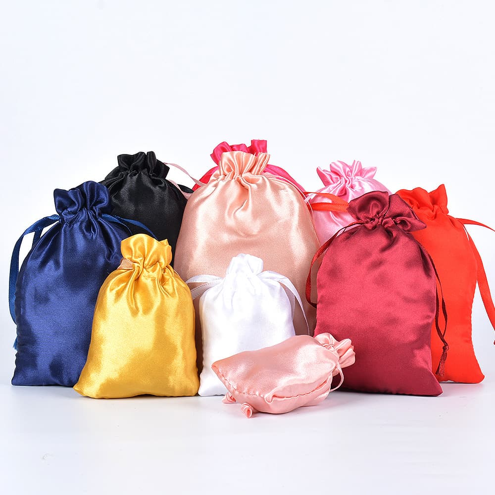 Ready-made satin drawstring pouches, drawstring jewelry bags, party cosmetics packaging, silk Christmas gift bags