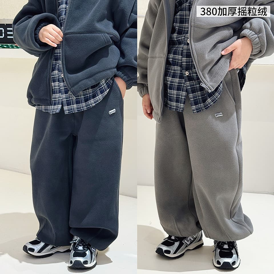LZPP Trendy Kids 2025 Winter Collection: Fleece Sweatpants for Medium and Large Children, Solid Color Fleece Pants for Teenagers