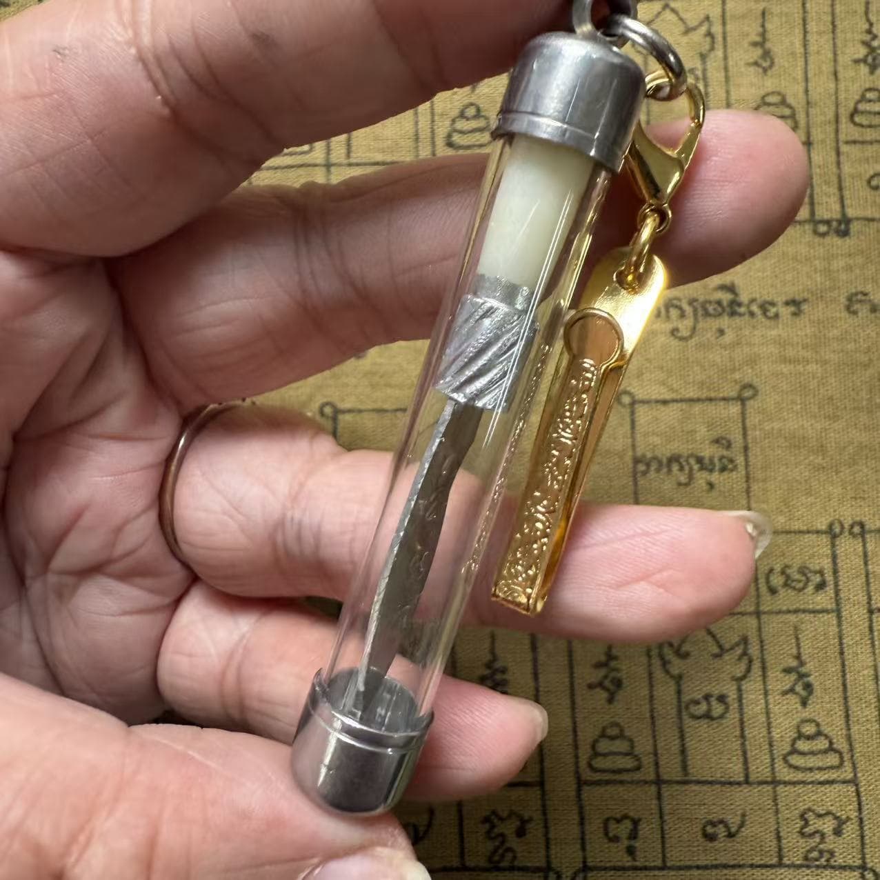 Thai Amulet Luang Phor Thong 2565 Demon-Subduing Knife Talisman Tube Hand-Engraved Runes 3 Rice-Sucking Tube Original Temple Authentic Thai Amulet