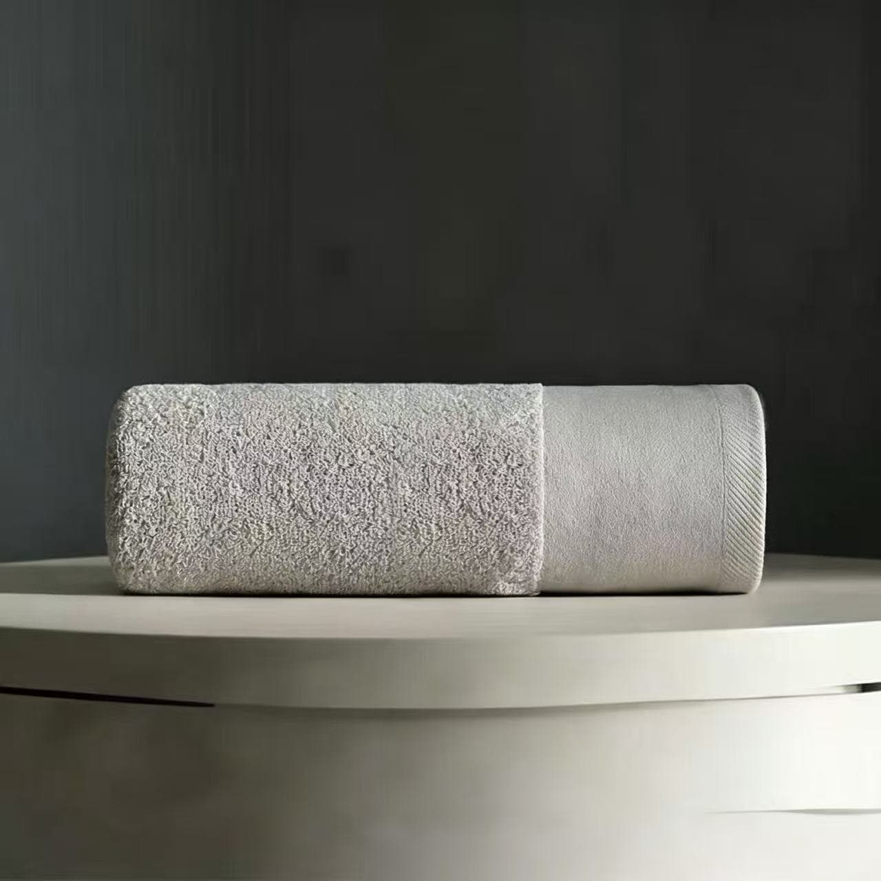 120g 32-Ply Pure Cotton Towel, 100% Cotton Class A, Thickened, Wholesale, Absorbent, Lint-Free, Customizable for Home and Hotel