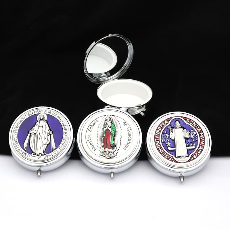 Cross-border spot metal jewelry boxes, cosmetic mirror boxes, candy boxes, Guadamya rosary packaging boxes, gift round boxes