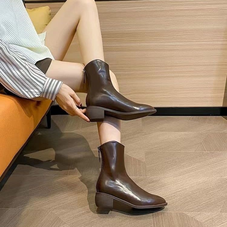 Martini Boots Women 2026 New Pointed Toe V-Cut Western Cowboy Boots Chunky Heel White Short Boots Spring Autumn Slim Fit Long Boots