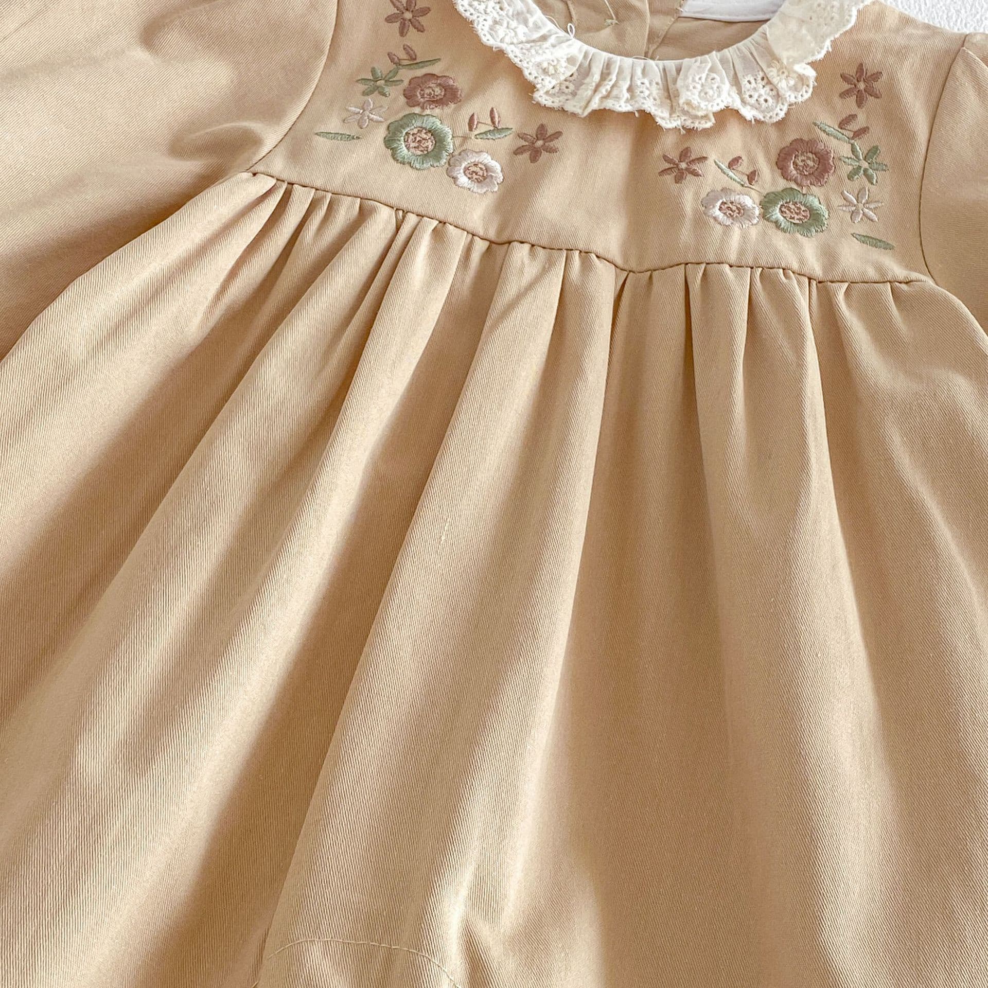 2026 Autumn New Girls' Romper Korean Style Lace Collar Embroidered Long-Sleeve Princess Baby Breathable Crawling Suit