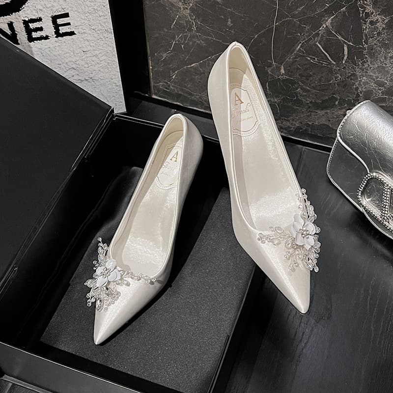 Crystal High Heels for Women 2024 New Style Elegant French Wedding Shoes Bridal Dress Flower White Flats