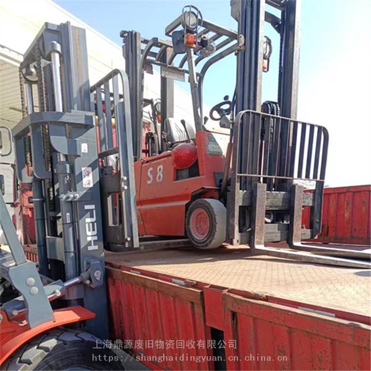 Bulk high-price recycling of water-cooled air compressors, used shelving, and screw compressors in Beijing.