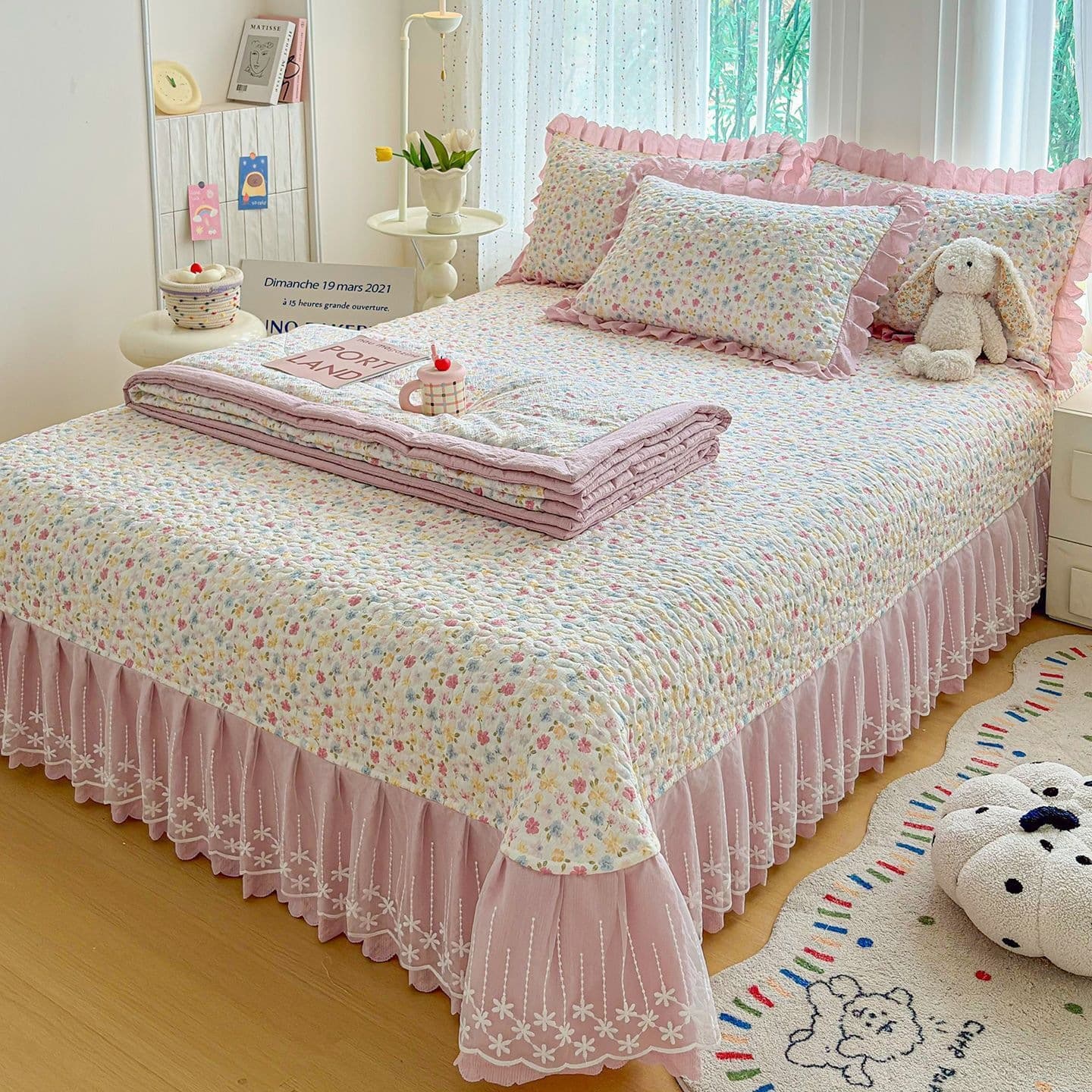 Air-Conditioned Summer Quilt with Lace Trim, Four-Piece Set, Double-Layer Gauze, Washed Cotton, Knitted Cotton, and Cotton-Padded Bed Cover, Three-Piece Set