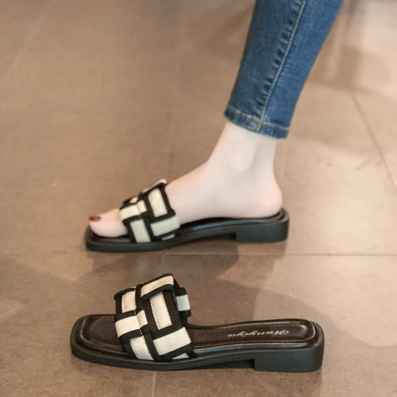 French Fairy Flat Sandals for Women Summer Outdoor Elegant with Dresses 2026 New Trendy Versatile Two-Wear Slide Sandals