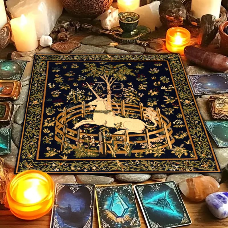 Vintage Mystical Moon Phase Altar Cloth Five-Pointed Star Tarot Black Oracle Mat Tarot Tablecloth Mat