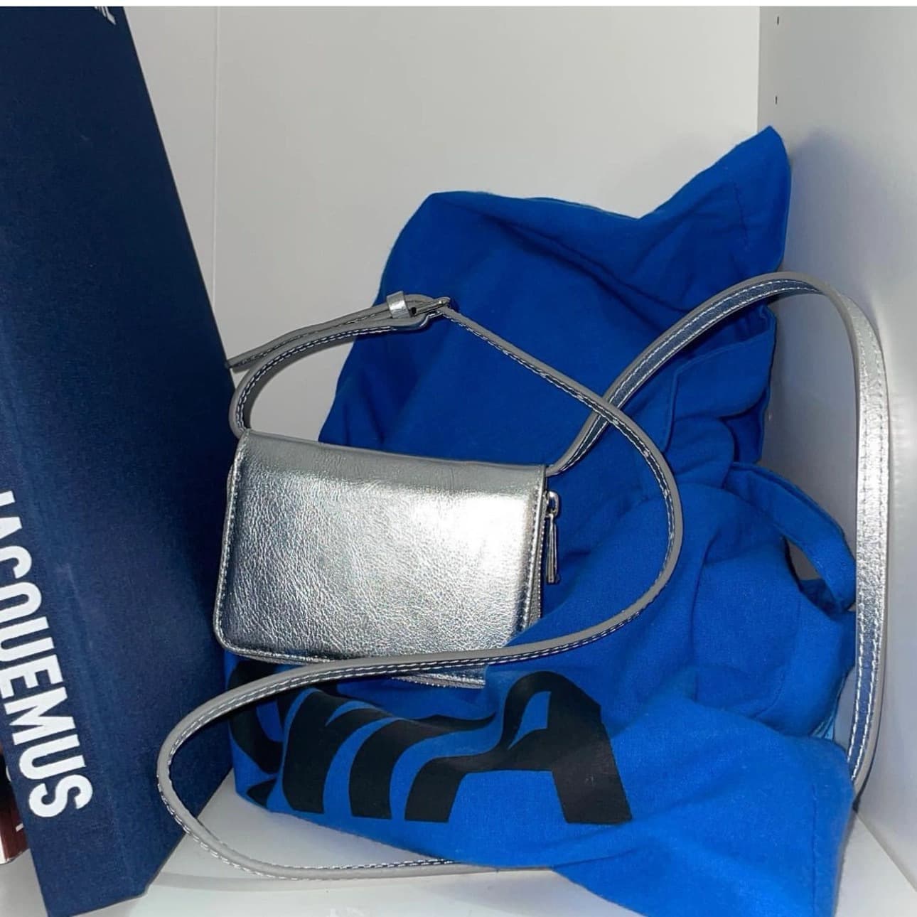 Korean minimalist design onuk style waist bag, trendy matching small card holder, mini crossbody square bag, coin purse