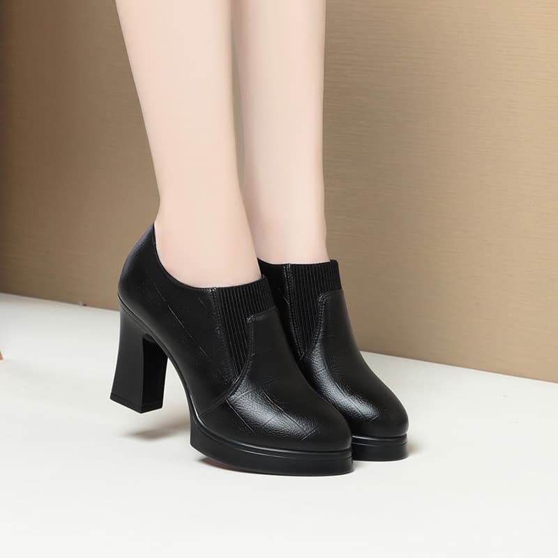 Women's Soft Leather High Heel Work Shoes Black Casual Commuting Interview Deep Mouth Mid-aged Lady Leather Shoes Single Shoes Autumn Winter