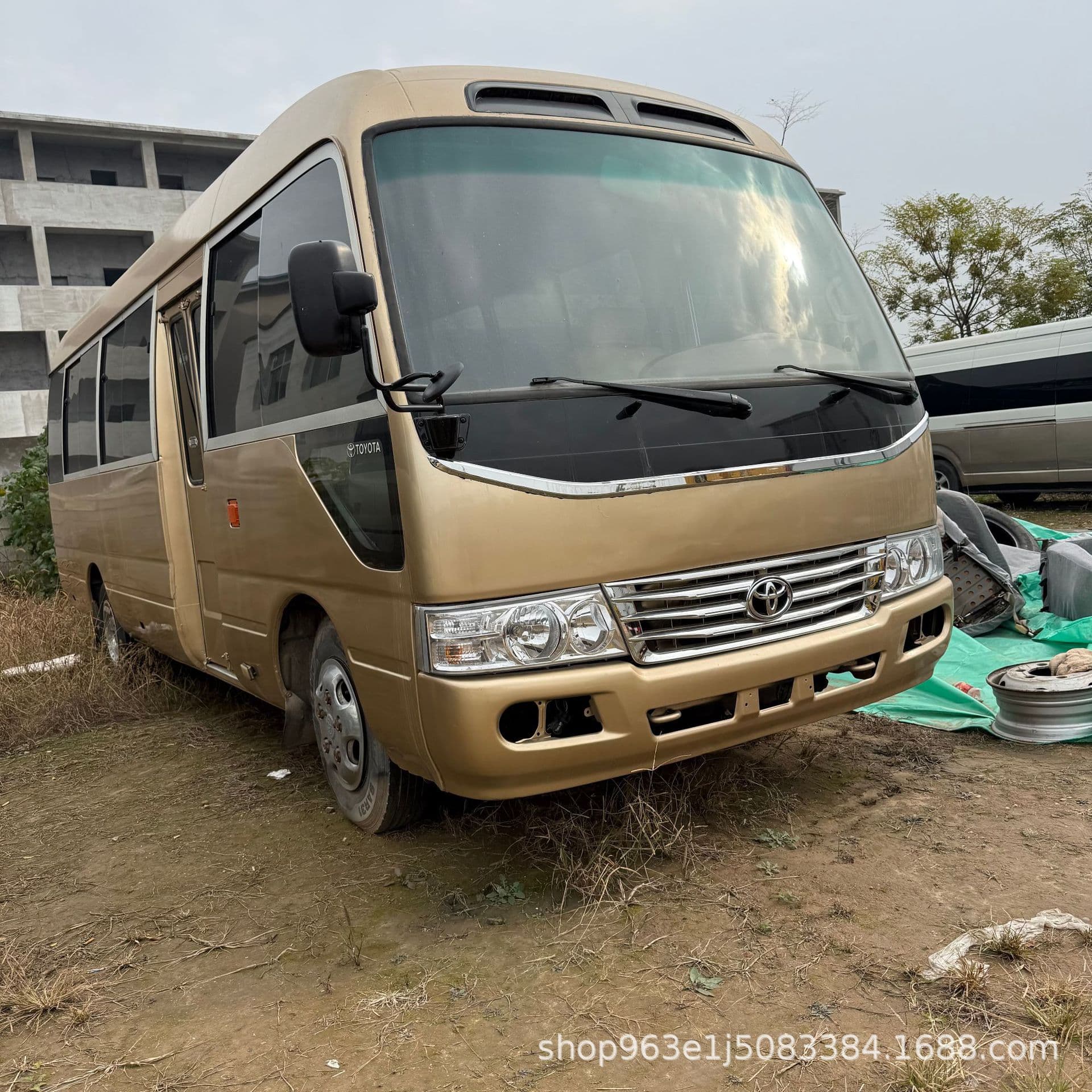 Export Used Toyota Coaster 22-Seat Commuter Medium Tourist Sightseeing Vehicle - Reception Bus