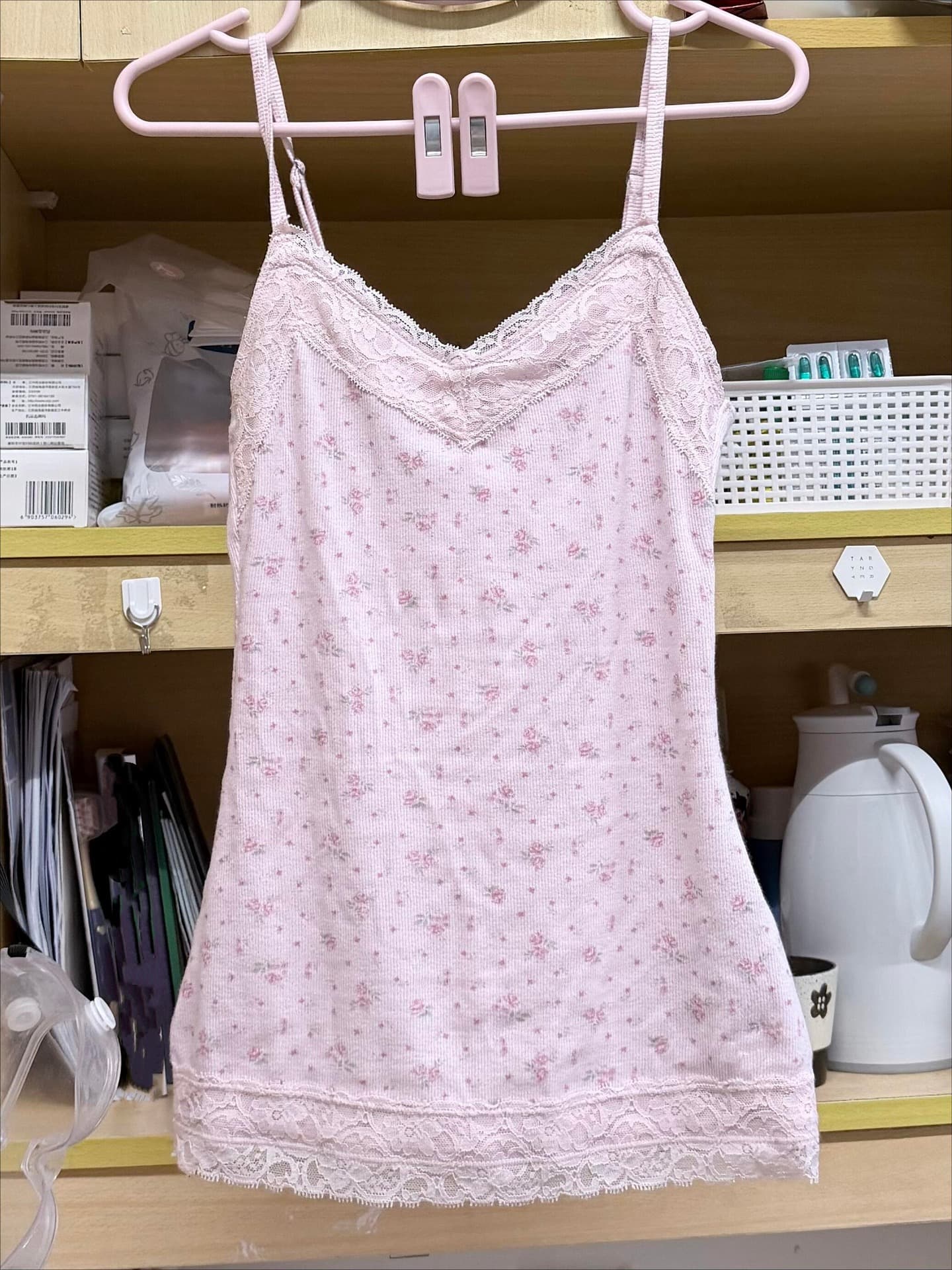 Pure Desire Pink Floral Print Camisole Top Women Lace V-Neck Adjustable Straps Ribbed Fitted with Padded Bra Inner Lining Top