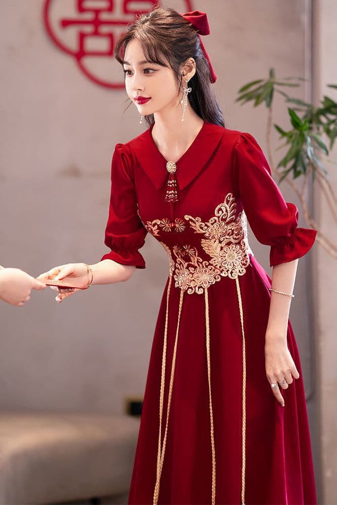 Wine-red wedding dress for brides, suitable for both weddings and engagements; can also be worn casually for home visits; collared style for spring and summer.
