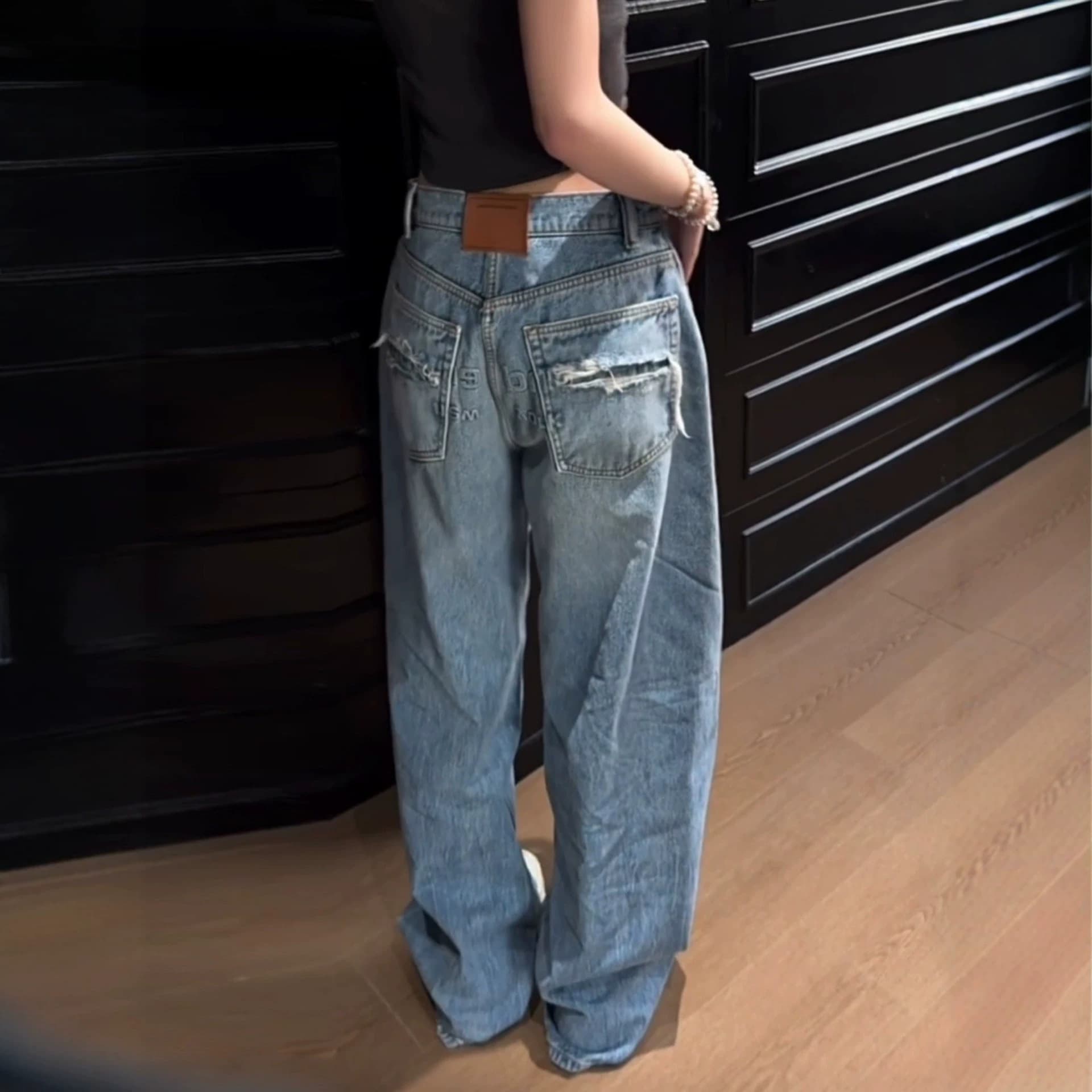 Design hot girl ripped pocket wide leg jeans for women 2026 summer new style retro loose straight floor mopping pants