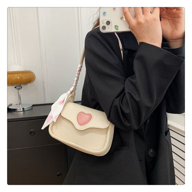 2025 Fashion Small Square Bag Summer New Style Simple Style Versatile Shoulder Crossbody Bag Niche Splicing Love Underarm Bag