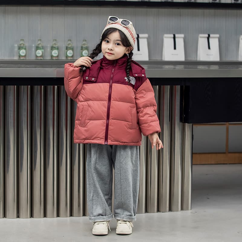 2025 new children's cold-proof clothing for boys and girls thickened removable hooded coats for small and medium-sized children and babies ordinary coats and children's clothing