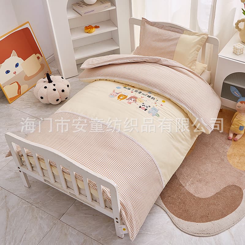 Patchwork embroidered solid color printed kindergarten three-piece or six-piece cotton cute style kindergarten bedding set