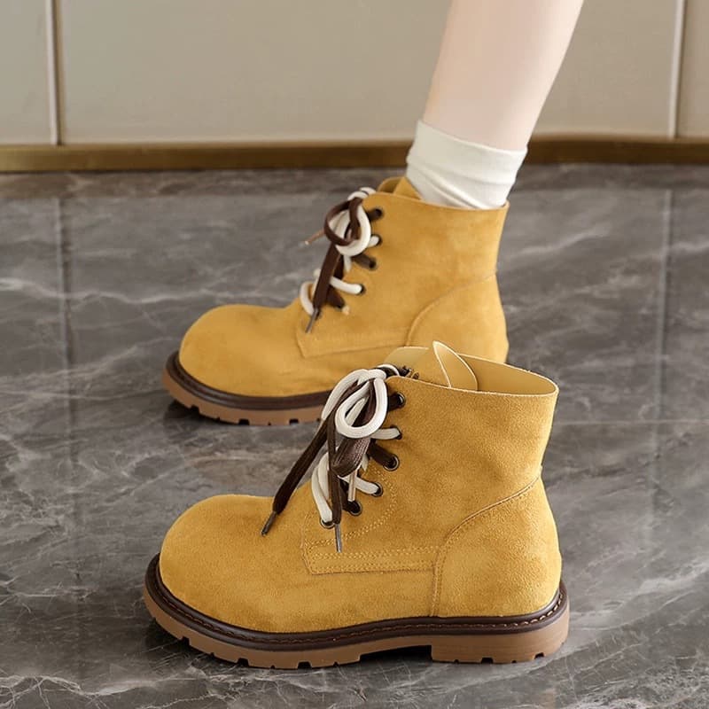 Women's Martin Boots 2025 Autumn/Winter New Style European and American Lace-Up Versatile Trendy Casual Women's Shoes