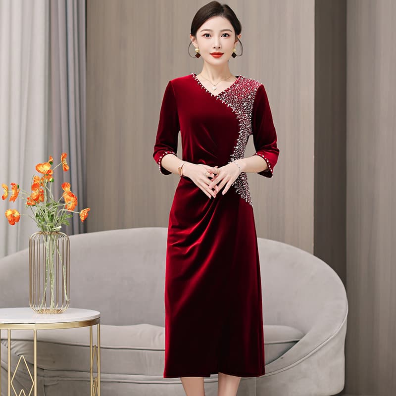 yqwl5638 Mother of the Groom Wedding Banquet Toasting Dress 2025 Winter New Fashionable Elegant Slim-Fit Dress for Women