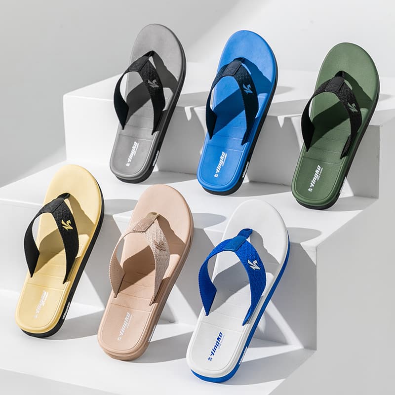 Domestic and Export Men's Slippers, New Style Flip-Flops, Men's Outdoor Casual Thong Sandals, Non-Slip, Soft Sole Beach Slippers