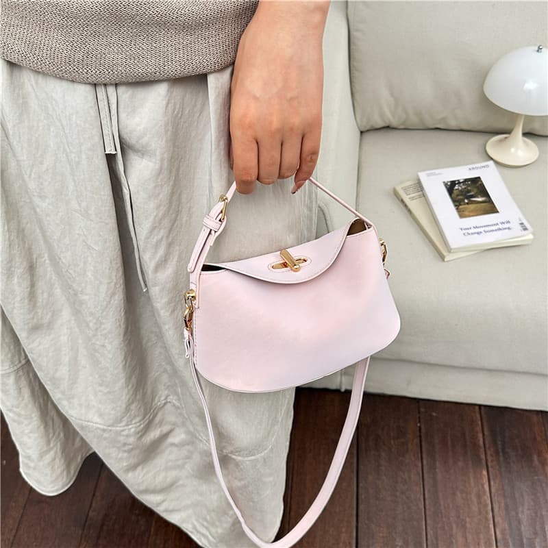 Ins Niche Style Textured Lock Buckle Bag for Women, Soft PU Shoulder Underarm Bag, Can Be Carried by Hand or Crossbody, Suitable for Commuting, Small Square Bag