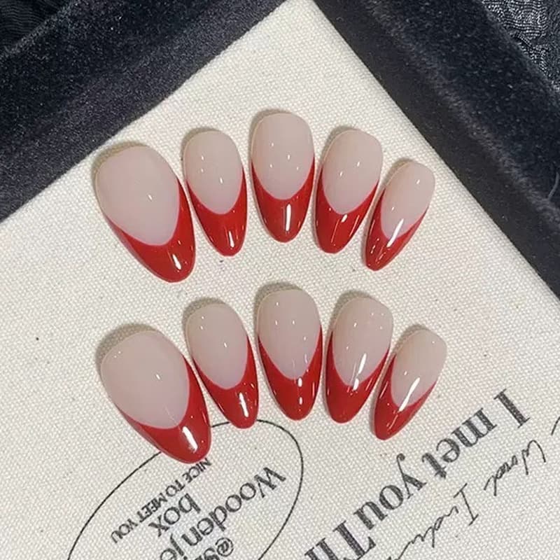 Cross-border fake nails, handmade, bright red French style, simple short cat eye, wearable nails, high-end texture nail tips