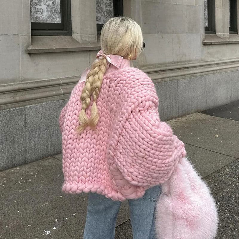 2024 Winter New French Pink Short Tweed Jacket for Women, Stylish High-End Light Mature Style