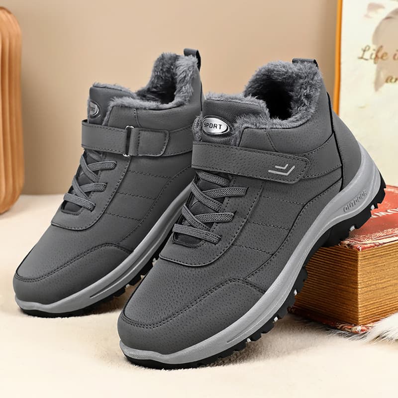 Men's Winter Thickened Fleece Lined Snow Boots Outdoor Sports Cotton Shoes Large Size Leather Upper PVC Non-Slip Sole