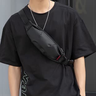 Mini Waist Bag Men's Street Brand Crossbody Sling Bag Fashion Chest Bag Phone Bag Small Lightweight Backpack Wholesale