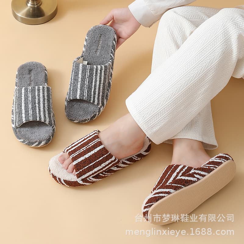 Silent slippers for women, all seasons, 2025 new style, indoor home wear, non-slip, sweat-absorbent, high-quality cotton and linen slippers for men.