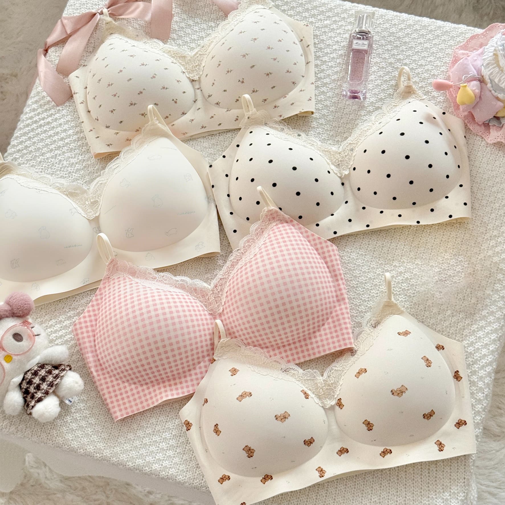 Lace Floral Seamless Bra for Teen Girls, College Students, Small Bust Push-Up Comfortable Wire-Free Thin Strap Bra