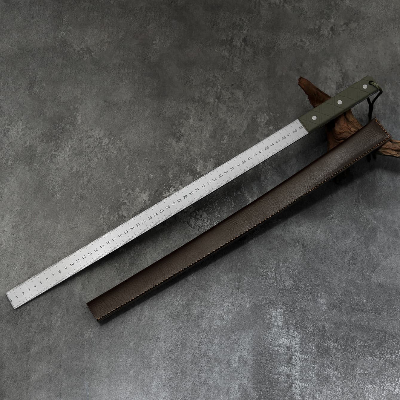 Portable Self-Defense Ruler Multi-Functional Car High-Performance Quenched Tool Measuring Ruler Steel Ruler with Handle
