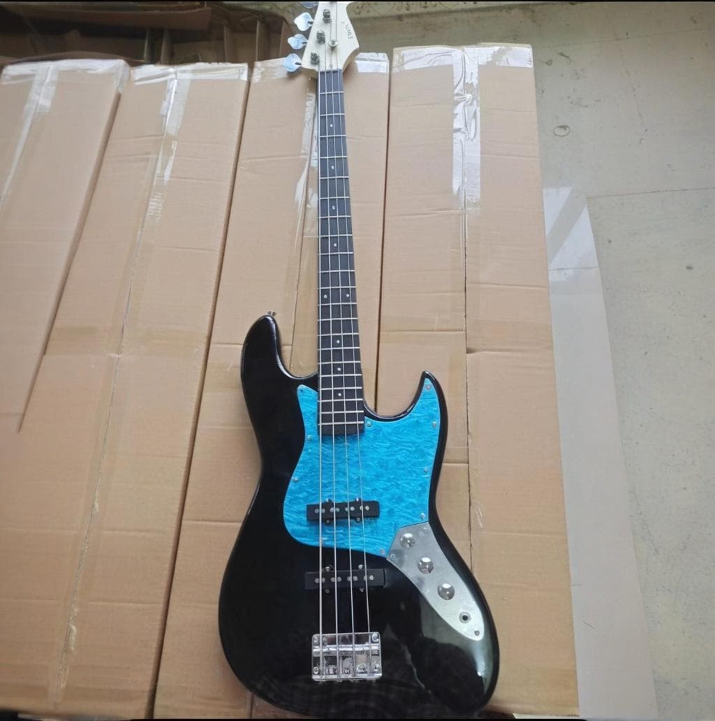 JB Electric Bass Ukulele Bass Instrument with Poplar Body, Maple Headstock, Open Pickup, and Water Ripple Panel