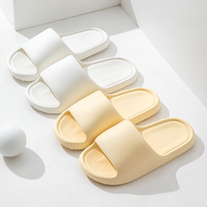 Anti-slip Odor-Resistant EVA Bathroom Slippers for Hotel and Indoor Use, Simple Design, Factory Wholesale