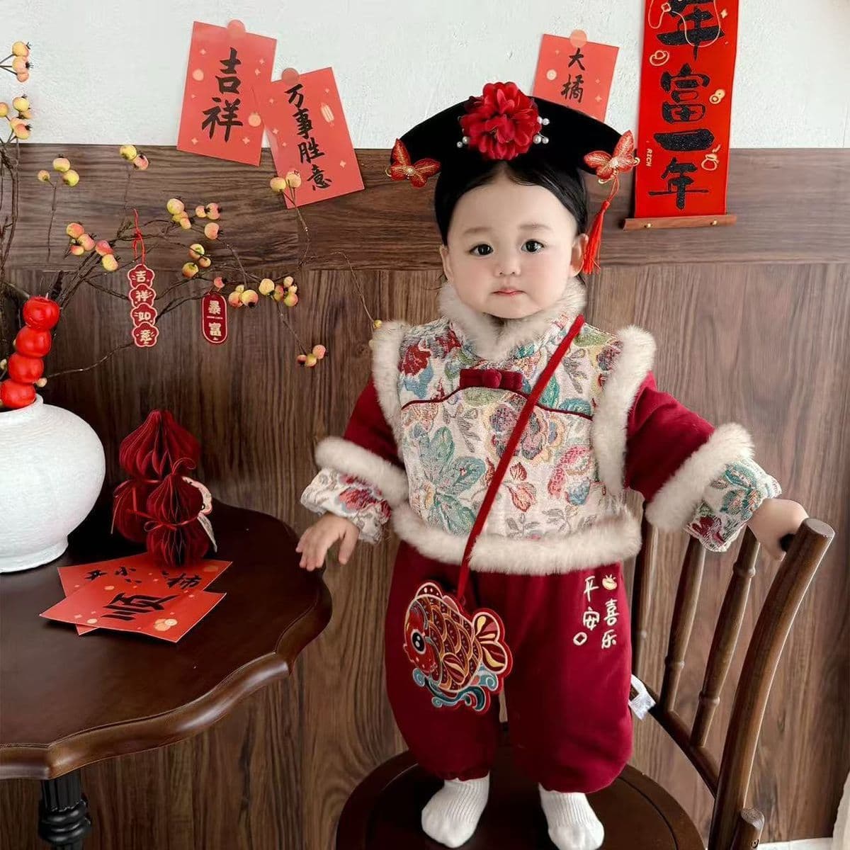 Winter New Arrival Winter Clothing New Year One-Piece Baby New Year Greeting Outfit Set Going Out Romper Baby Girl Festive Banquet Clothes Thick